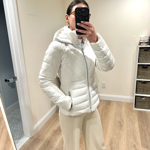 Abercrombie & Fitch White Short Slim Stretch Down Puffer Jacket Coat - Picture 3 of 7